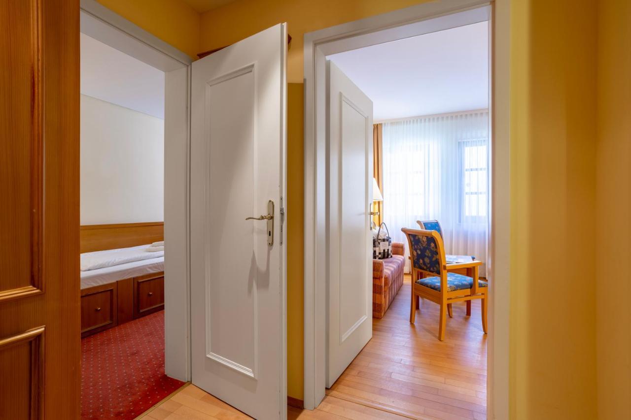 Ringhotel Warnemuender Hof Росток Экстерьер фото