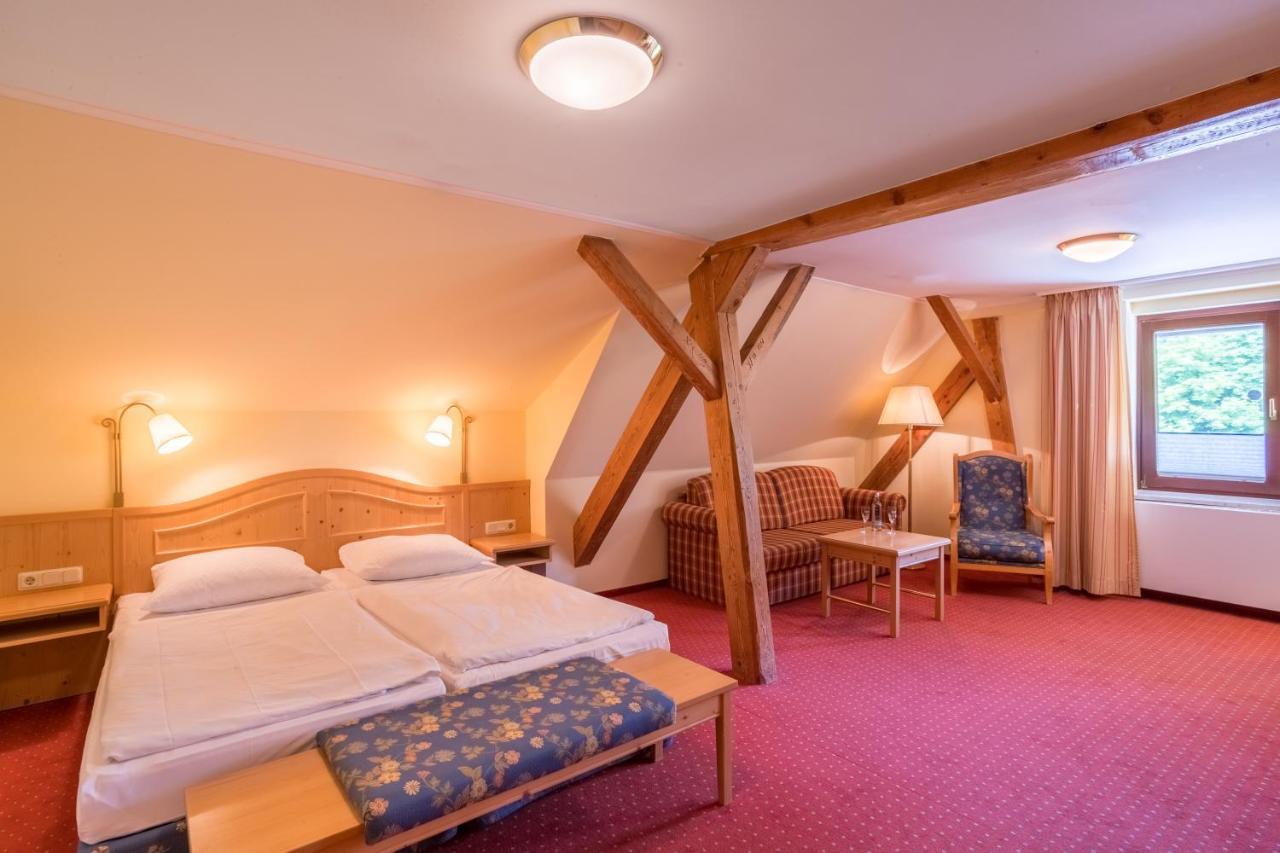 Ringhotel Warnemuender Hof Росток Экстерьер фото